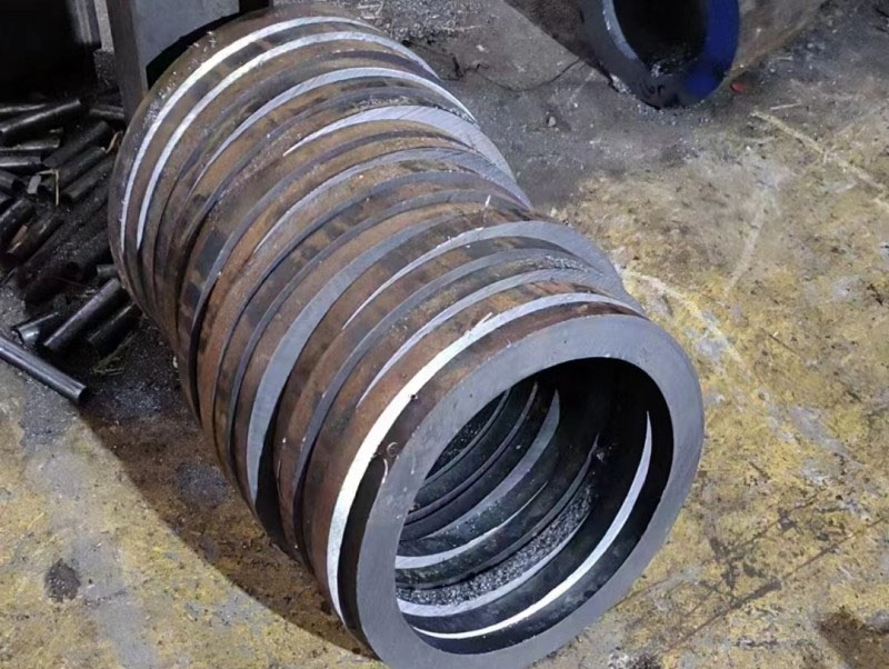 西沙30CrMo无缝钢管切割